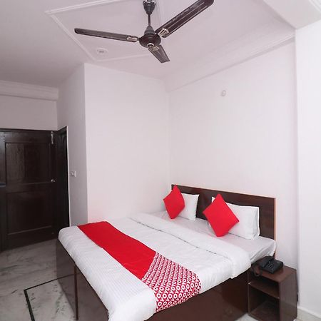 Hotel O Chandrabhaga Risikés Kültér fotó