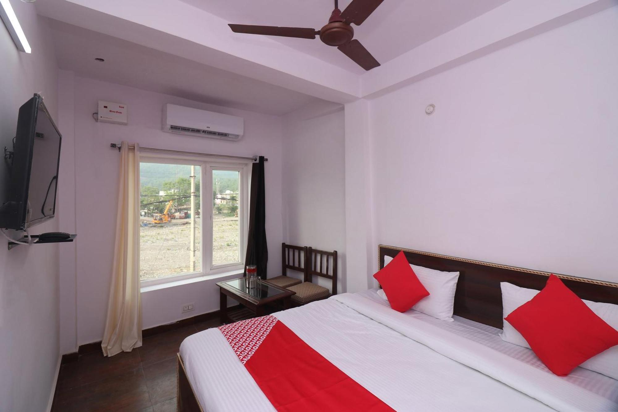 Hotel O Chandrabhaga Risikés Kültér fotó