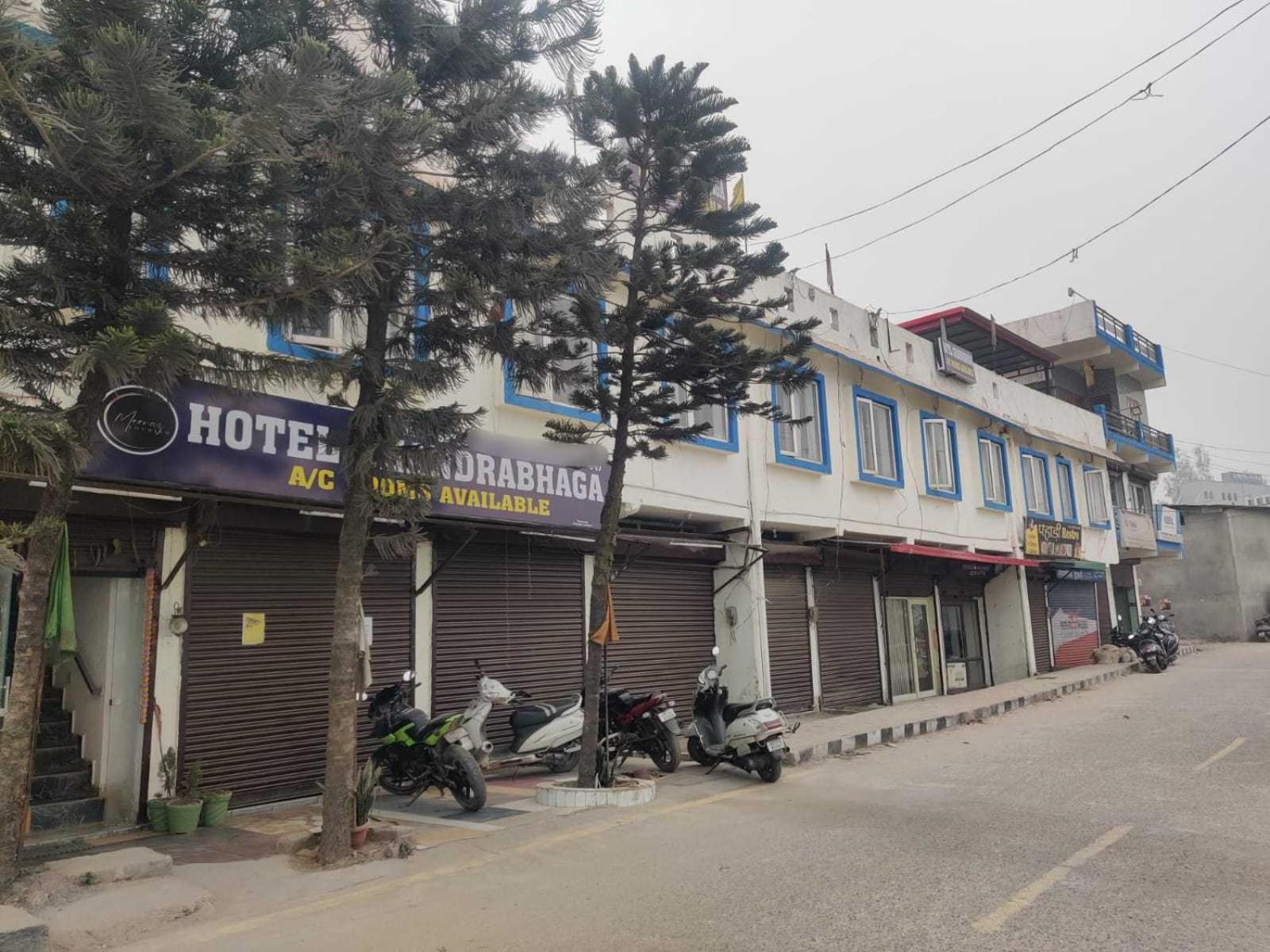 Hotel O Chandrabhaga Risikés Kültér fotó
