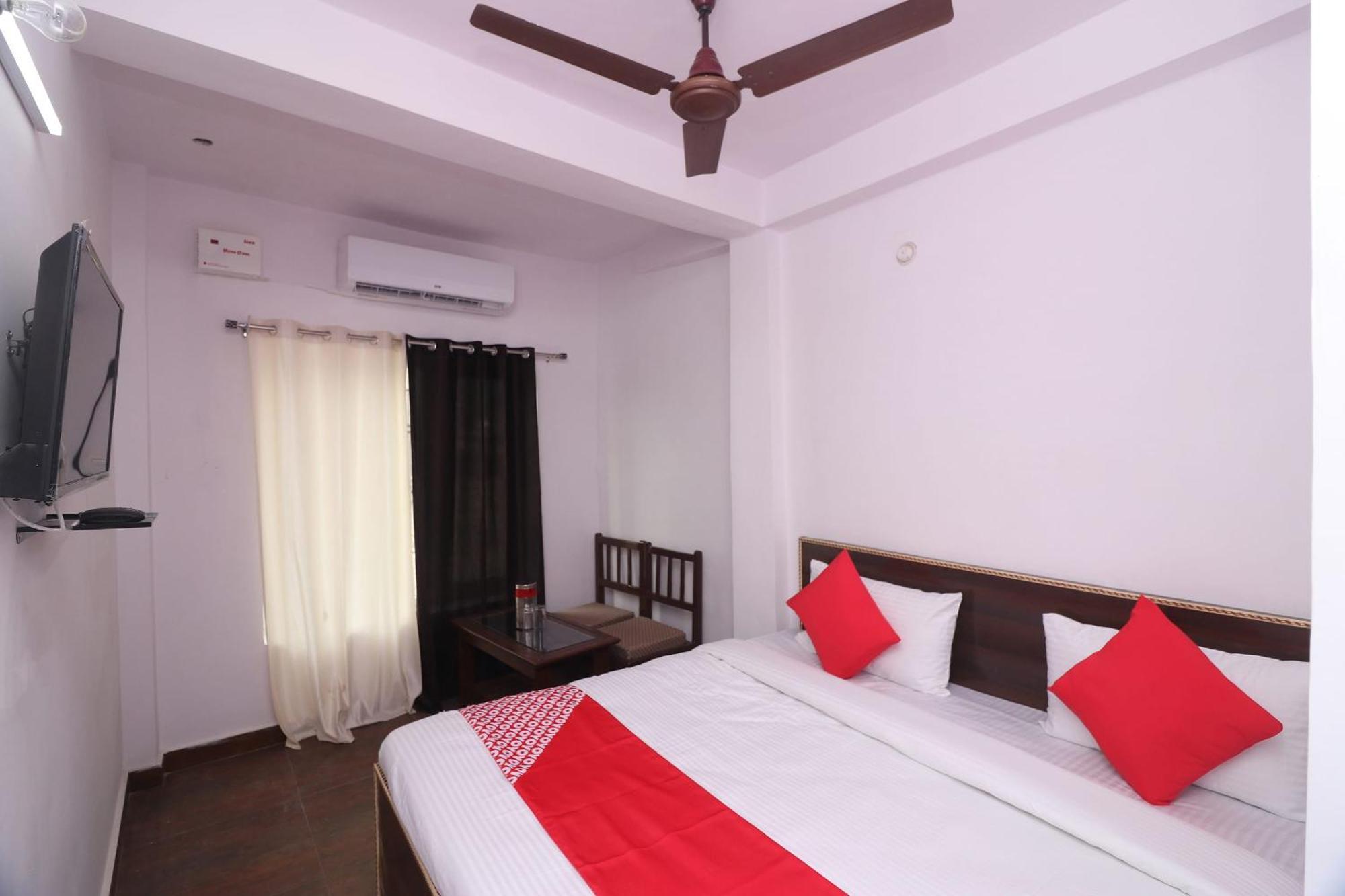 Hotel O Chandrabhaga Risikés Kültér fotó